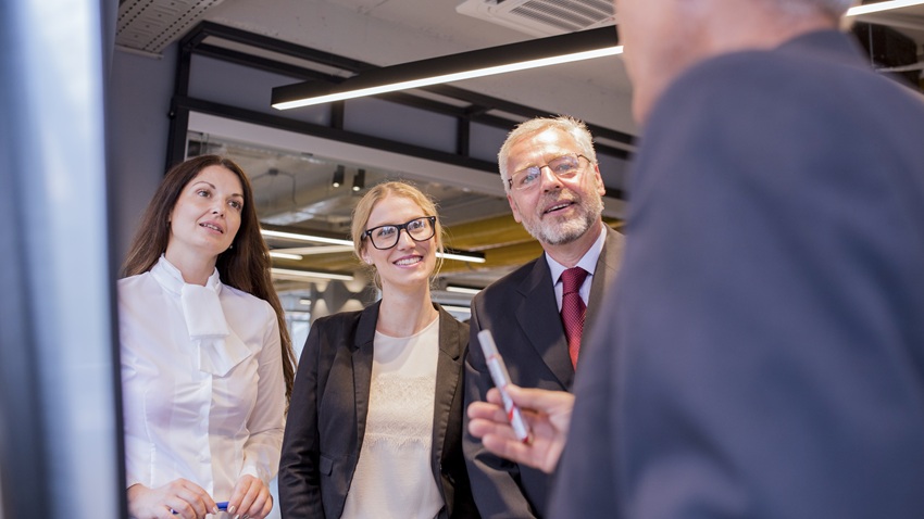 How to Engage Customers at a Trade Show